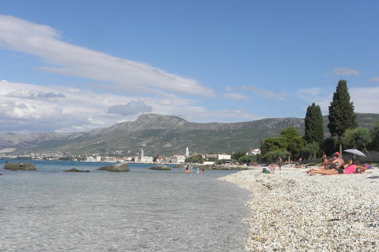 Villa Sky - Heating Pool Kaštel Novi エクステリア 写真