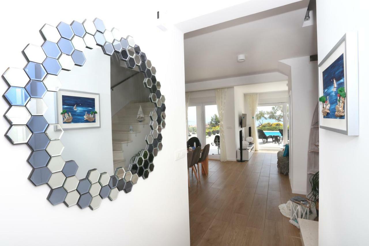 Villa Sky - Heating Pool Kaštel Novi エクステリア 写真